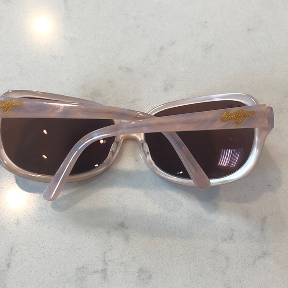 Maui Jim Rainbow Falls Sunglasses - Picture 4 of 10